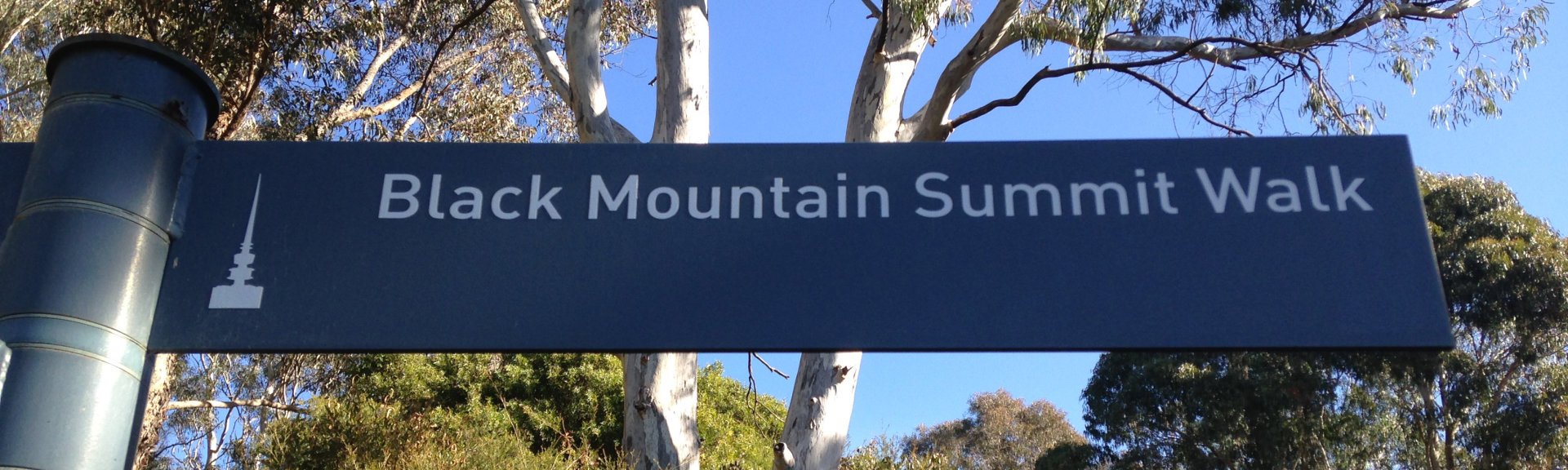 Directional signs to the summit of Black Mountain